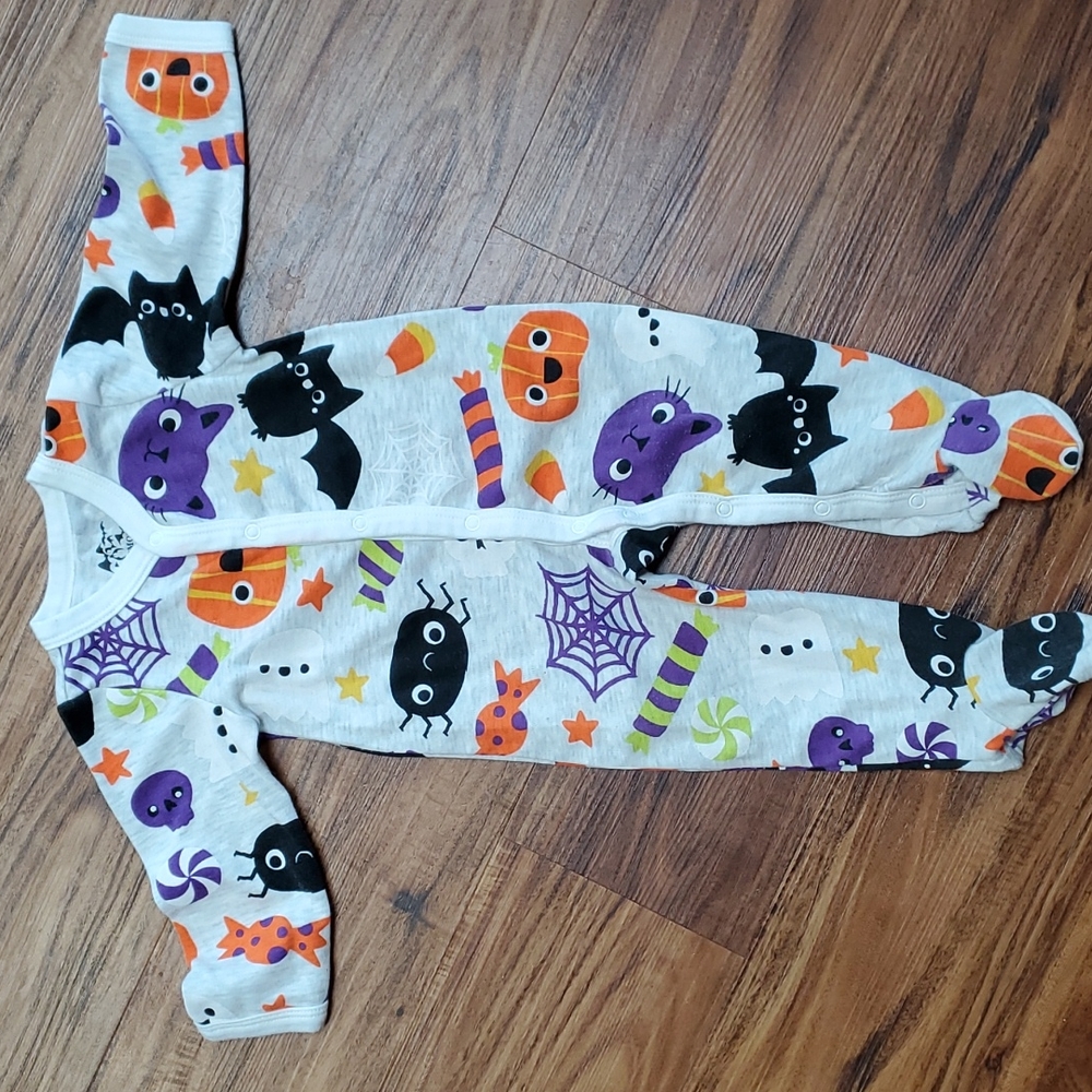 Halloween sleeper